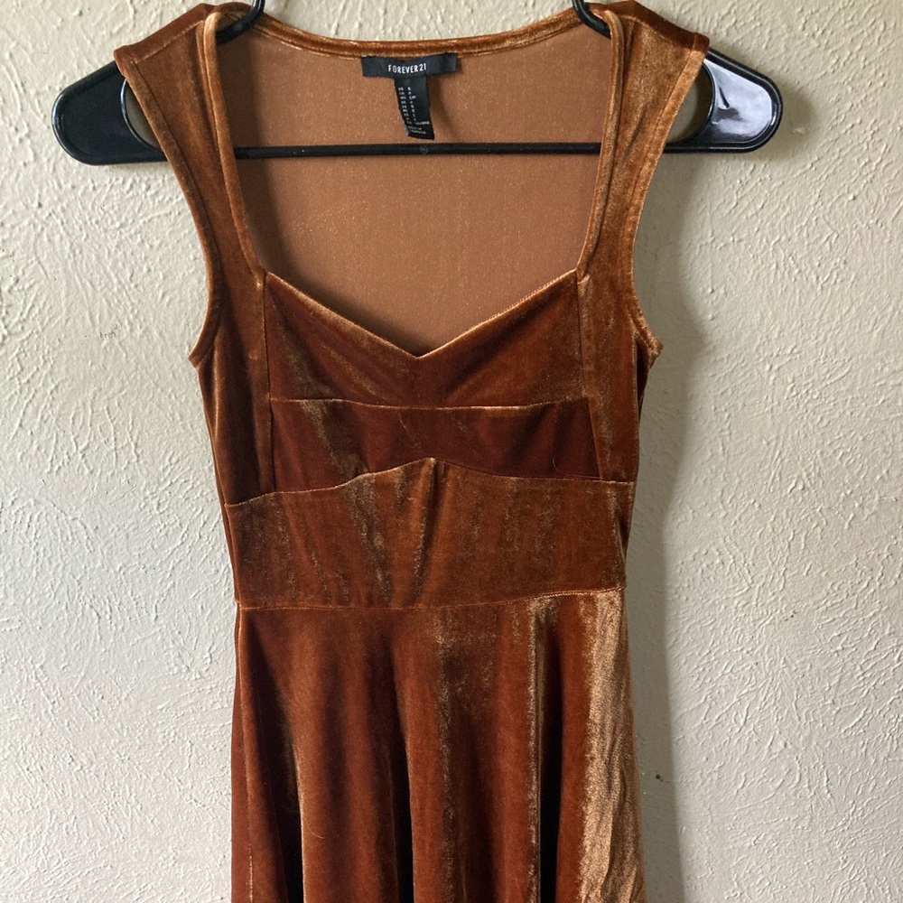 TWO forever 21 dresses, medium, knee length. NWOT